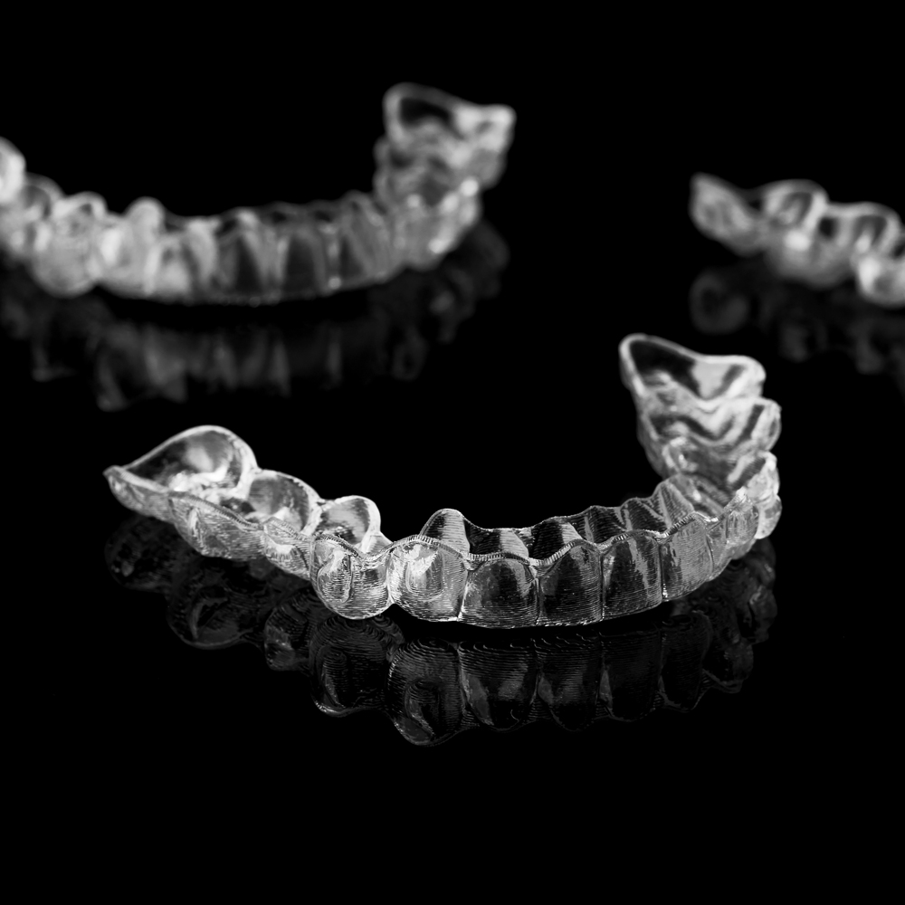 CalWest-Dental-Laboratories-Inc_services_clear-orthodontic-trays-aligners